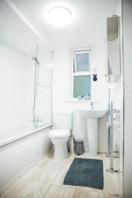 3 Bed Flat With Balcony Central London Bagian luar foto