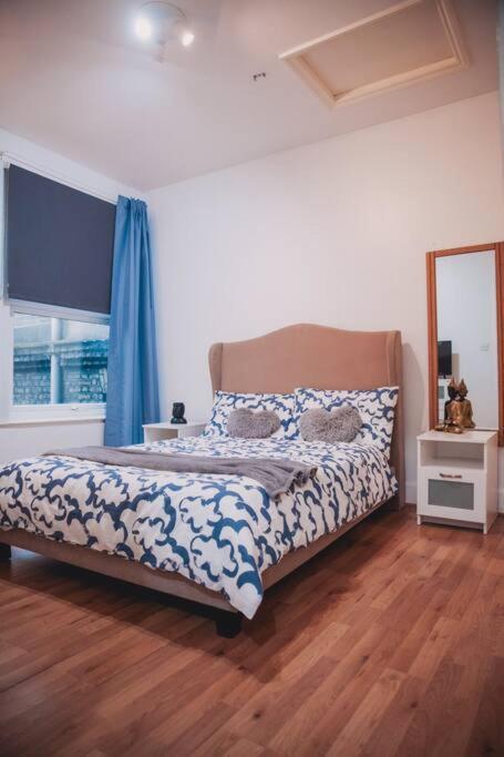 3 Bed Flat With Balcony Central London Bagian luar foto