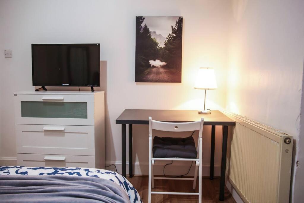 3 Bed Flat With Balcony Central London Bagian luar foto